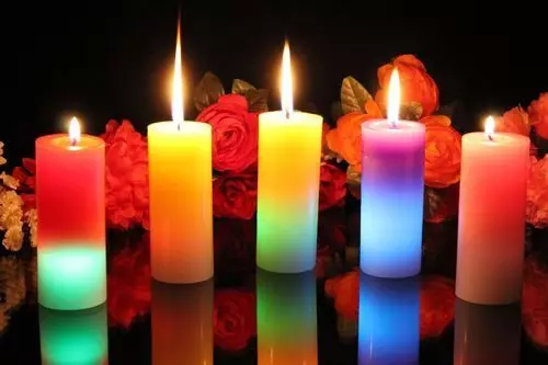 BARVNE SVEČE ZA ZDRAVLJENJE  - pomen barvnih sveč